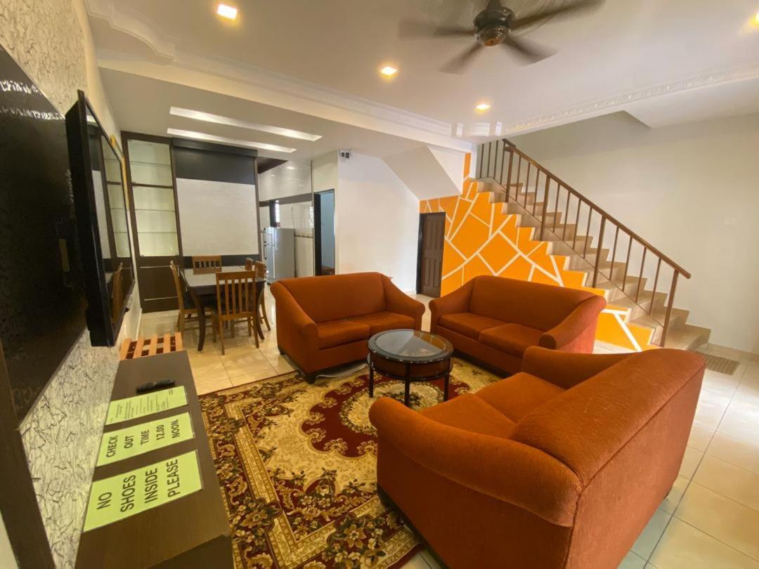 Hillview Homestay タナ・ラタ エクステリア 写真